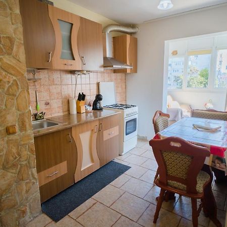 Rustic & Spacious 3Br Apartment Bucureşti Eksteriør bilde