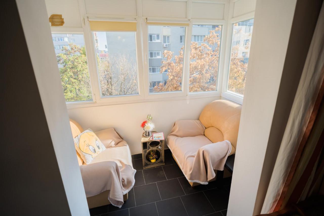 Rustic & Spacious 3Br Apartment Bucureşti Eksteriør bilde