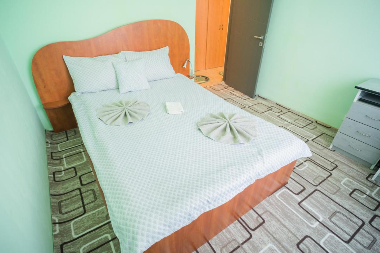 Rustic & Spacious 3Br Apartment Bucureşti Eksteriør bilde